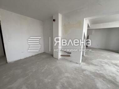 Продажба - Апартамент в Център,  Ямбол