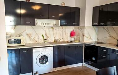 Vânzare - Apartament în Balceik,  Dobrice