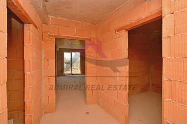 For sale - Apartment in Kolhozen pazar,  Varna