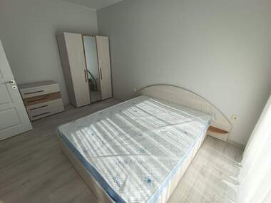 Închiriere - Apartament în Slaveîkov,  Burgas