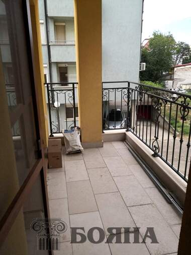 Miete - Wohnung in Rodina 1,  Ruse