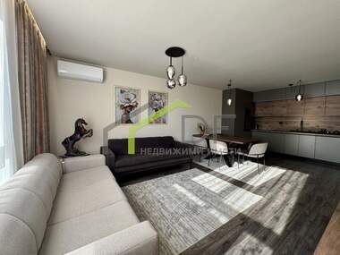 Vânzare - Apartament în Izgrev,  Varna