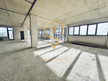 Miete - Büro in Grand Mol,  Warna
