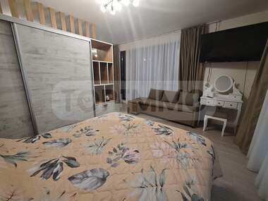 Închiriere - Apartament în Center,  Varna