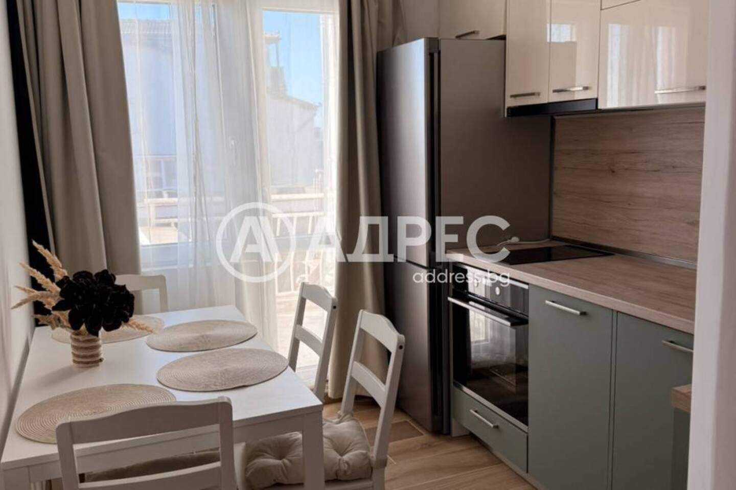 Τρίδωμο Διαμέρισμα σε Μπριζ, Βαρνα – φωτογραφία 4