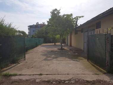 Продажба - Промишлено помещение/Автосервиз/Складово помещение/Склад в Промишлена зона-Юг,  Хасково