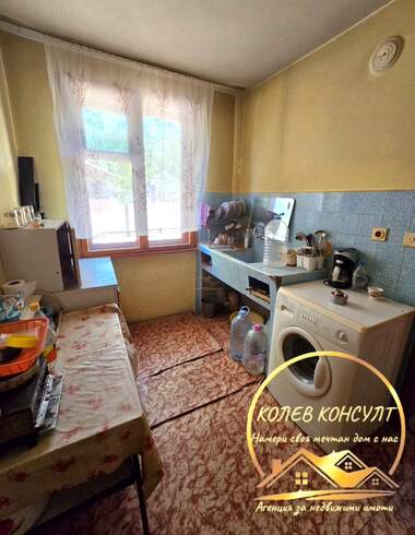 For sale - House in Oreshec,  Haskovo