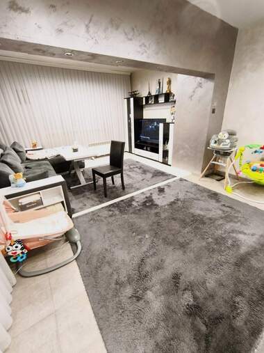 Vânzare - Apartament în Țentăr,  Pernik