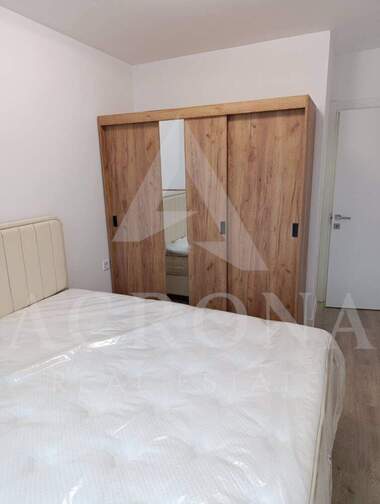 Продажба - Апартамент в Тракия,  Пловдив