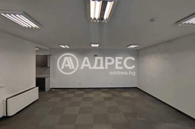 Ενοίκιο - Γραφείο σε Център,  София