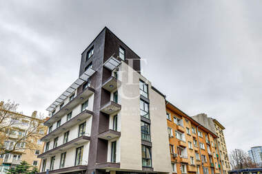 Verkauf - Wohnung in Center,  Sovia