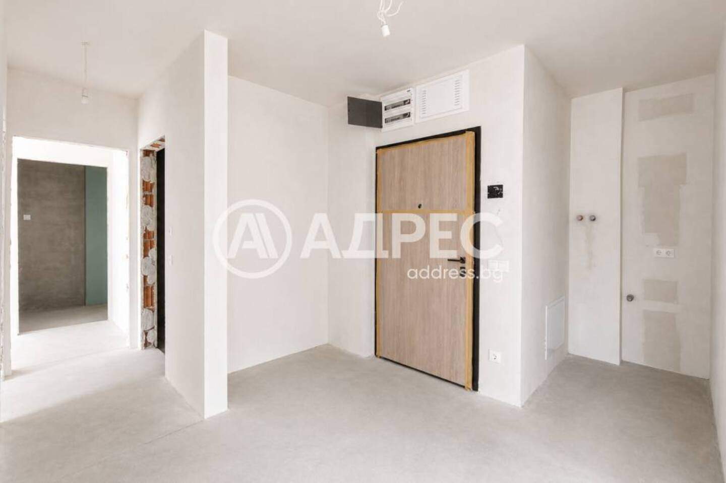Cu patru camere Apartament în Lagera, Sofia – fotografia 5