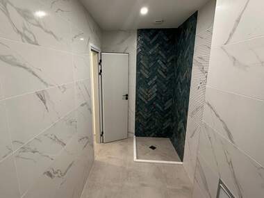 Vânzare - Apartament în Zimno kino Trakia,  Varna