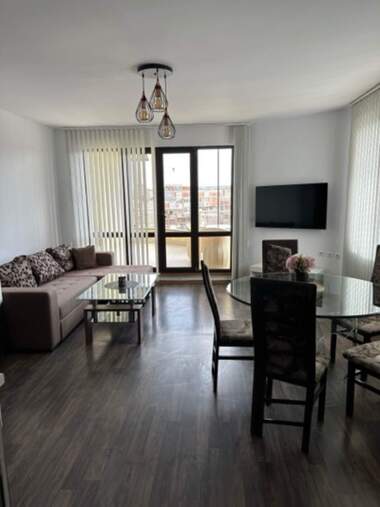 Verkauf - Wohnung in Oswobojdenie,  Razgrad