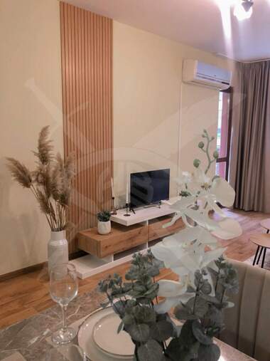 Închiriere - Apartament în Okrăjna bolnița - Generali,  Varna