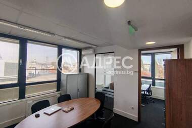 Închiriere - Birou în Center,  Sofia