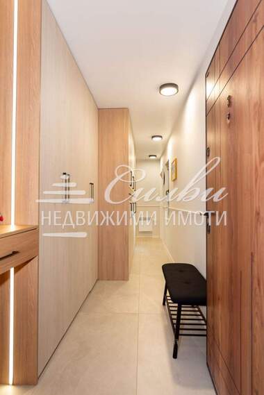 For sale - Apartment in Vtori korpus,  Shumen