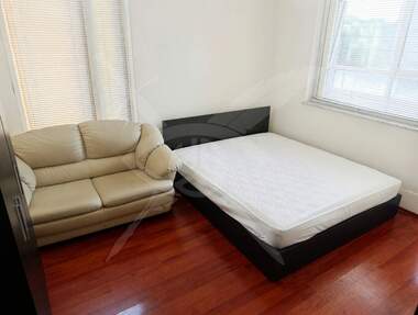 Închiriere - Apartament în Slaveîkov,  Burgas