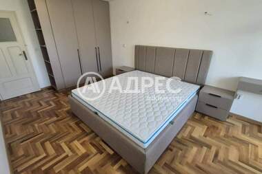 Аренда - Квартира в Център,  София