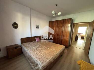 Vânzare - Apartament în Republika,  Haskovo