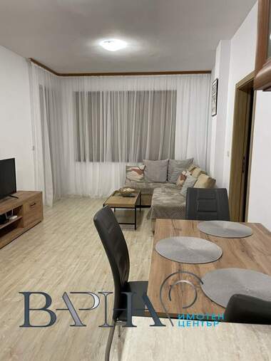 Închiriere - Apartament în Sveti Konstantin i Elena,  Varna