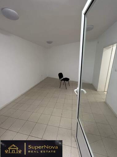 Satış - Ofis/Dükkan/Depo/Güzellik salonu/Yer/Diş ofisi olarak Centar,  Haskovo