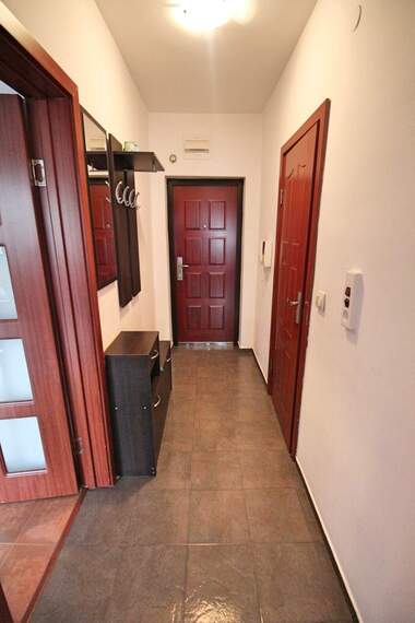 Închiriere - Apartament în Țentăr,  Burgas