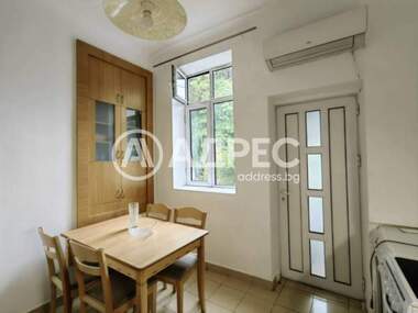 Închiriere - Apartament în Center,  Varna