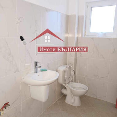 Vânzare - Casă în Ezereț,  Dobrice
