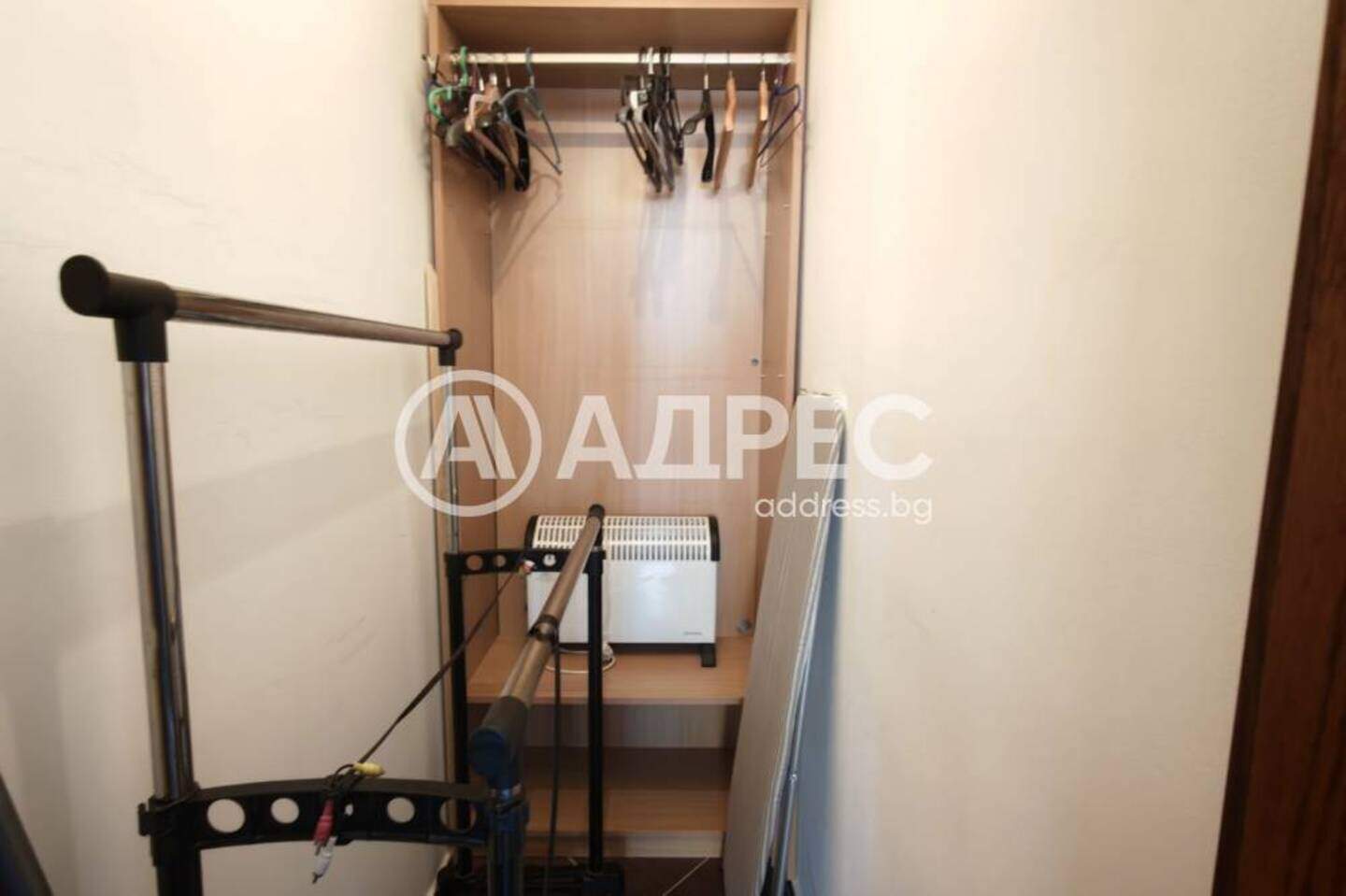 Двустаен Апартамент в Траката, Варна – снимка 9