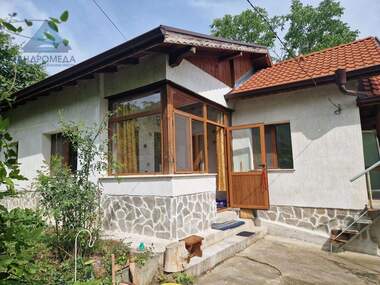 For sale - House in Wider Center,  Pleven