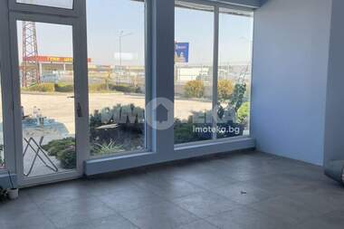 For rent - Office in Industrialna zona-Iug,  Plovdiv