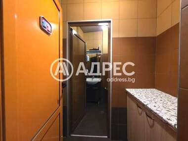 For sale - Store in Vitosha,  Sofia