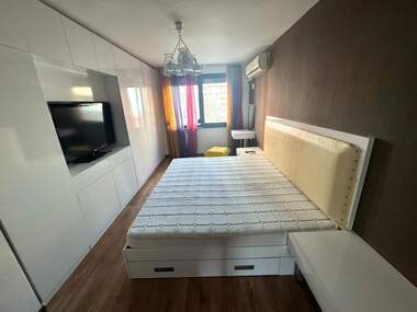 Vânzare - Apartament în Văzrajdane,  Burgas