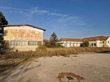 For sale - Warehouse/Storage in Riahovo,  Ruse