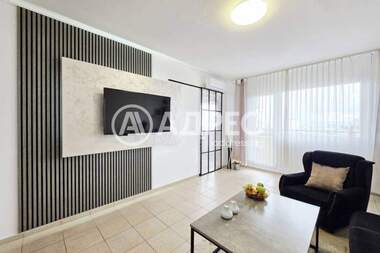 Продажба - Апартамент в Разсадника,  София