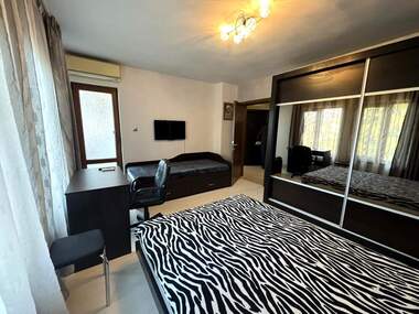 Miete - Wohnung in Zentar,  Burgas