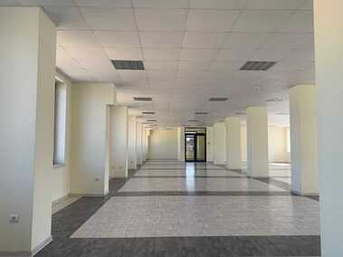 Miete - Büro in Promischlena zona - Iztok,  Ruse