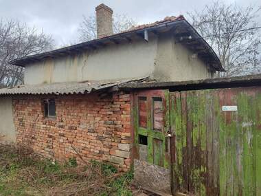 For sale - House in Gaazi baba,  Dobrich
