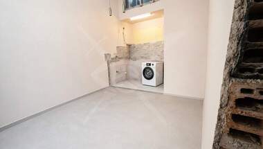 Verkauf - Wohnung in Wazrajdane,  Burgas