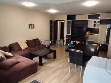 Miete - Wohnung in Kolhozen pazar,  Warna