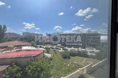 Vânzare - Apartament în Liulin-țentăr,  Sofia