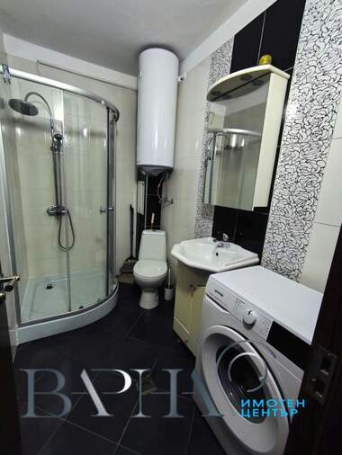 Miete - Wohnung in Winiza,  Warna