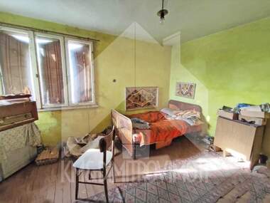 Verkauf - Etage von Haus in Nowi Pazar,  Schumen