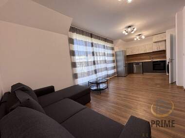 Închiriere - Apartament în Lazur,  Burgas
