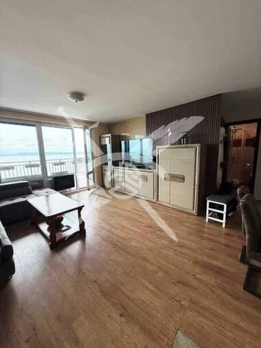 Vânzare - Apartament în Elenite,  Burgas