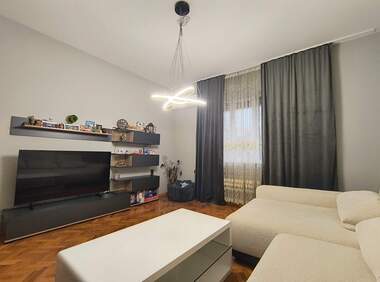 For sale - Apartment in Center,  Ruse