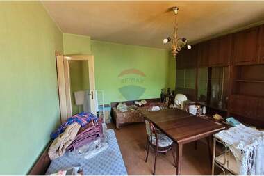Продажба - Апартамент в Родина 1,  Русе