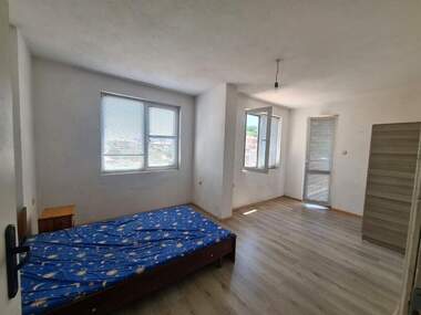 For sale - Apartment in Kamenni,  Haskovo
