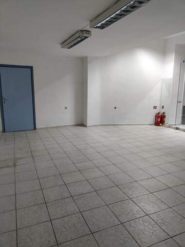 Miete - Laden/Büro/Schönheitssalon/Zahnarztbüro in Asenowgrad,  Plowdiw